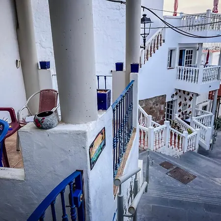 New Seaviews Puerto Apartment